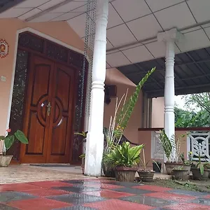 2* Pensión Lalanga